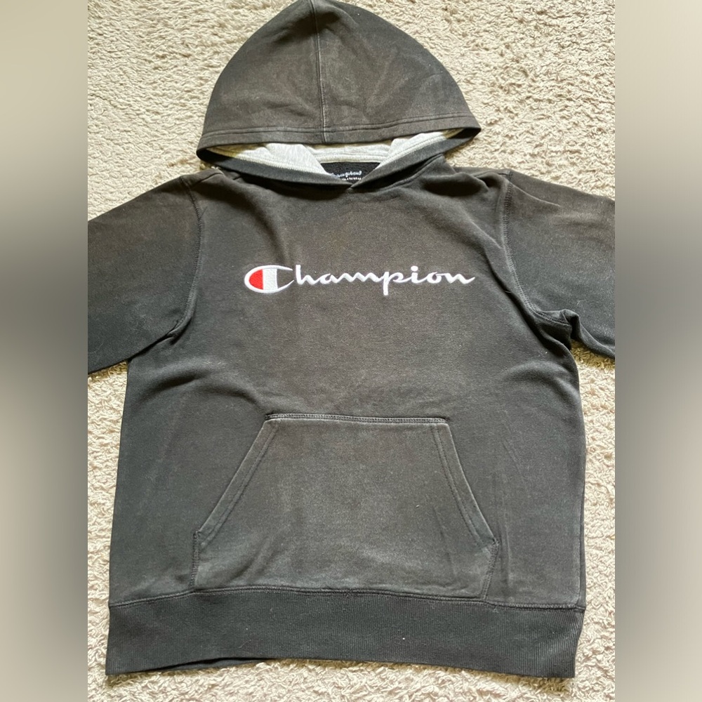 ‼️ Boys comfy black champions hoodie size large